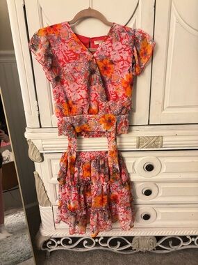 Chelsea & Violet Pink and Orange Floral Tiered SET skirt and shirt Women’s XS